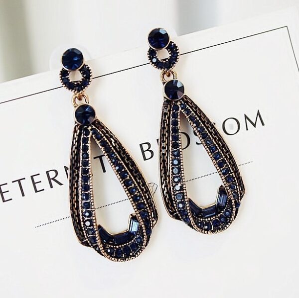 Retro Diamond Irregular Water Drop S925 Silver Stud Earrings - Image 4