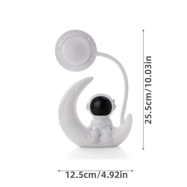 Creative Moon Astronaut Nightlight, LED Small Desk Lamp For Bedroom Decoration, Christmas Gift Modern Desk Lamp For Bedroom Decor, Ideal Christmas Gift - Image 4
